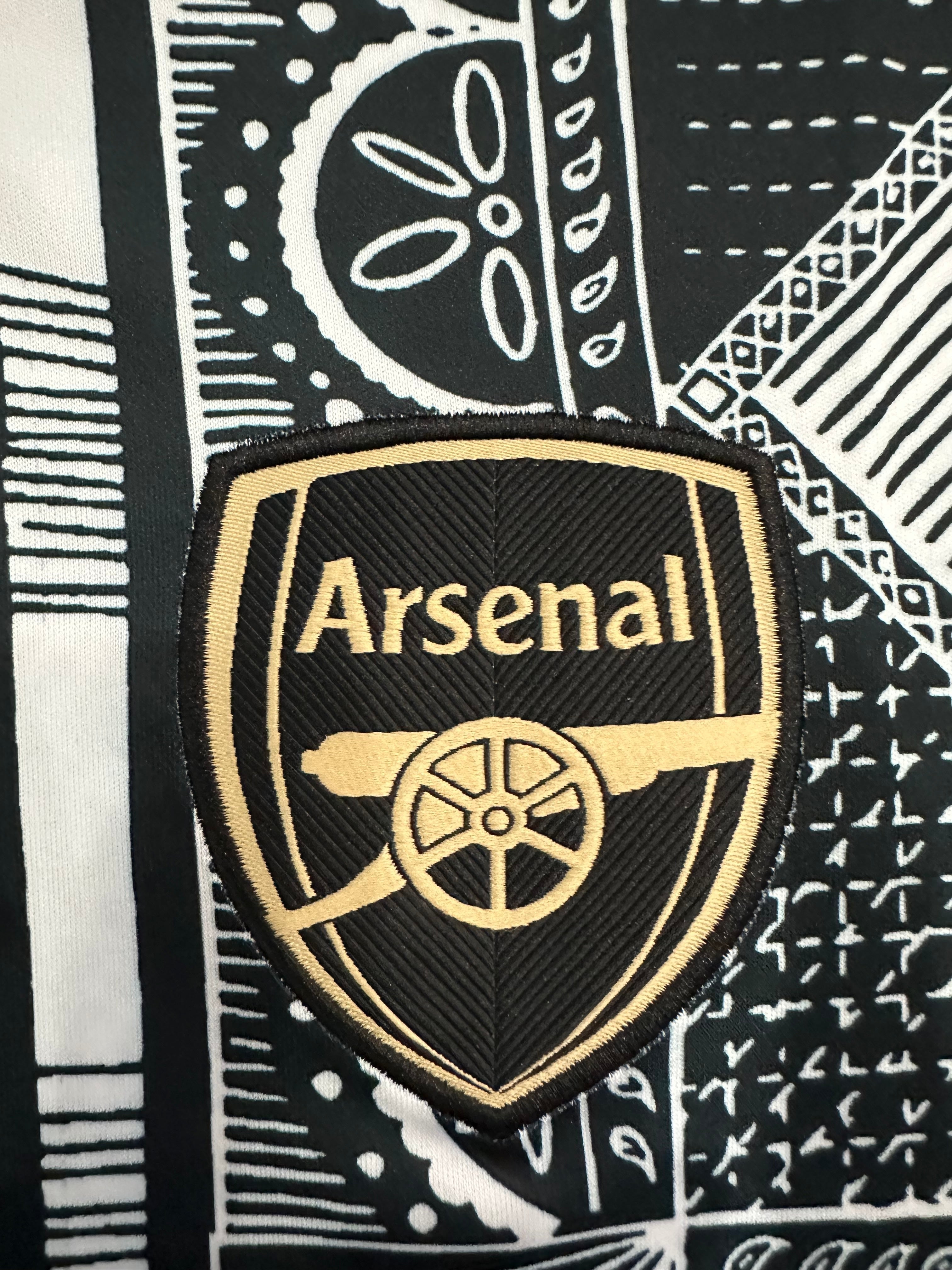 Arsenal Special Edition – Black & White Graphic Jersey