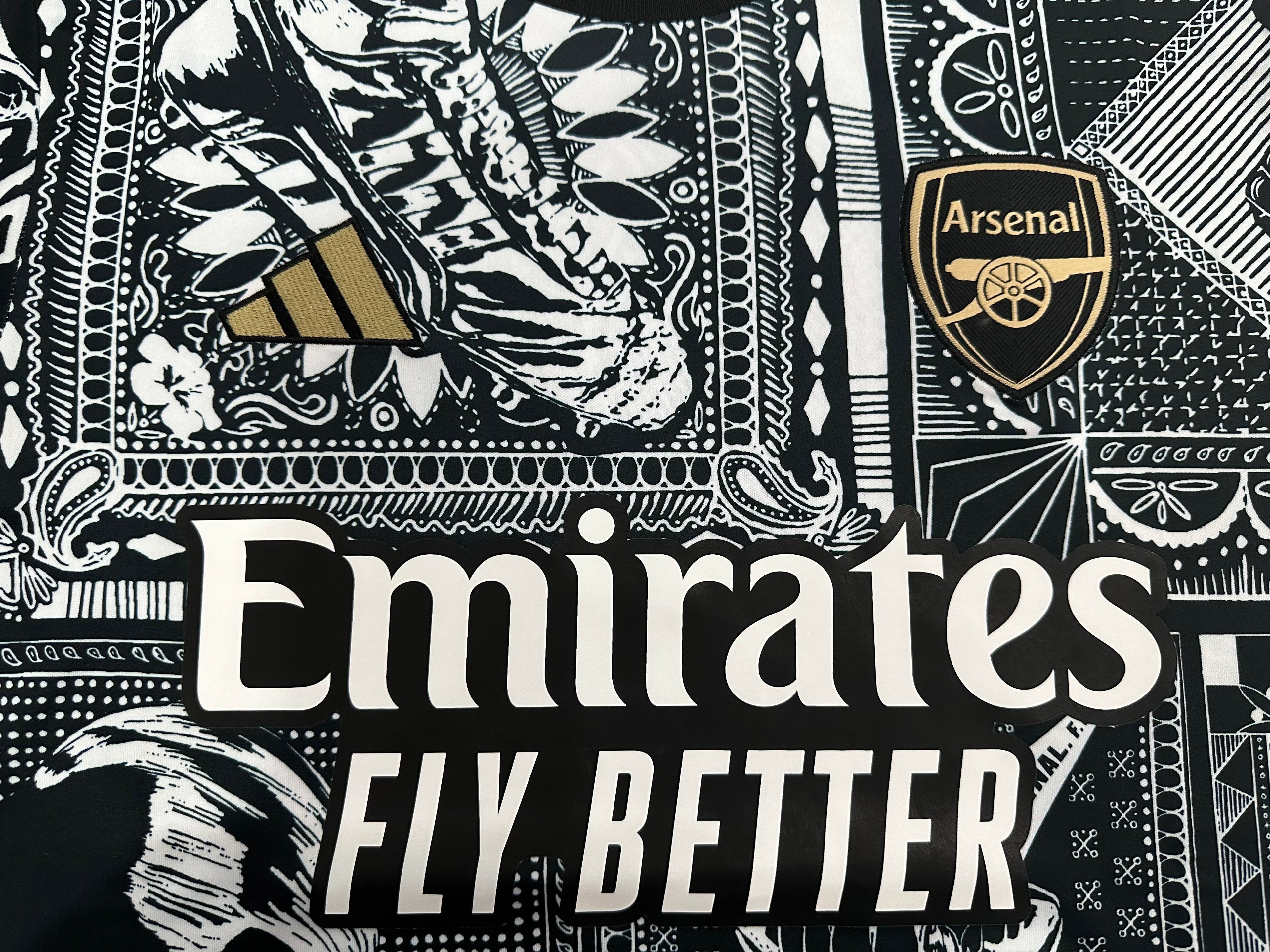 Arsenal Special Edition – Black & White Graphic Jersey