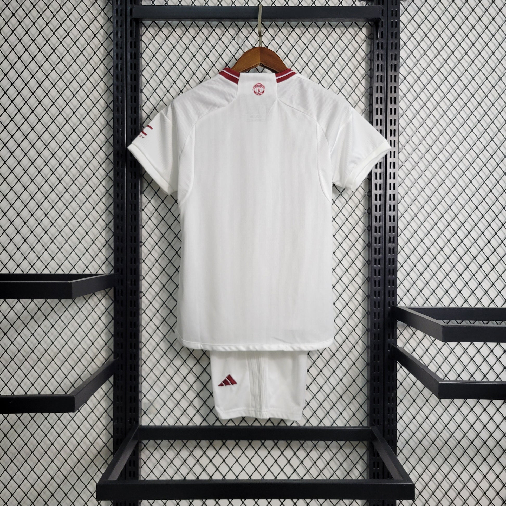 Manchester United 2024/25 Away Jersey – White Heritage Edition
