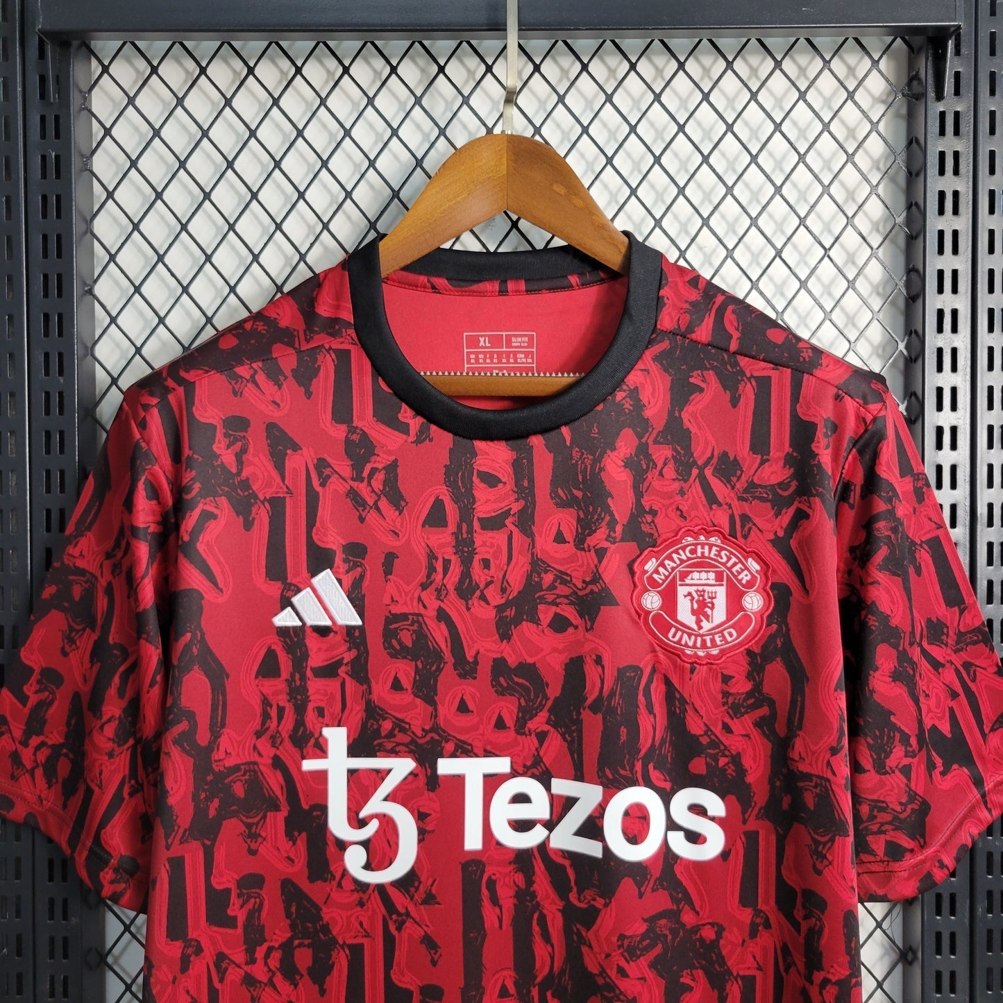 Manchester United 2024/25 Pre-Match Jersey – Red Camo Edition