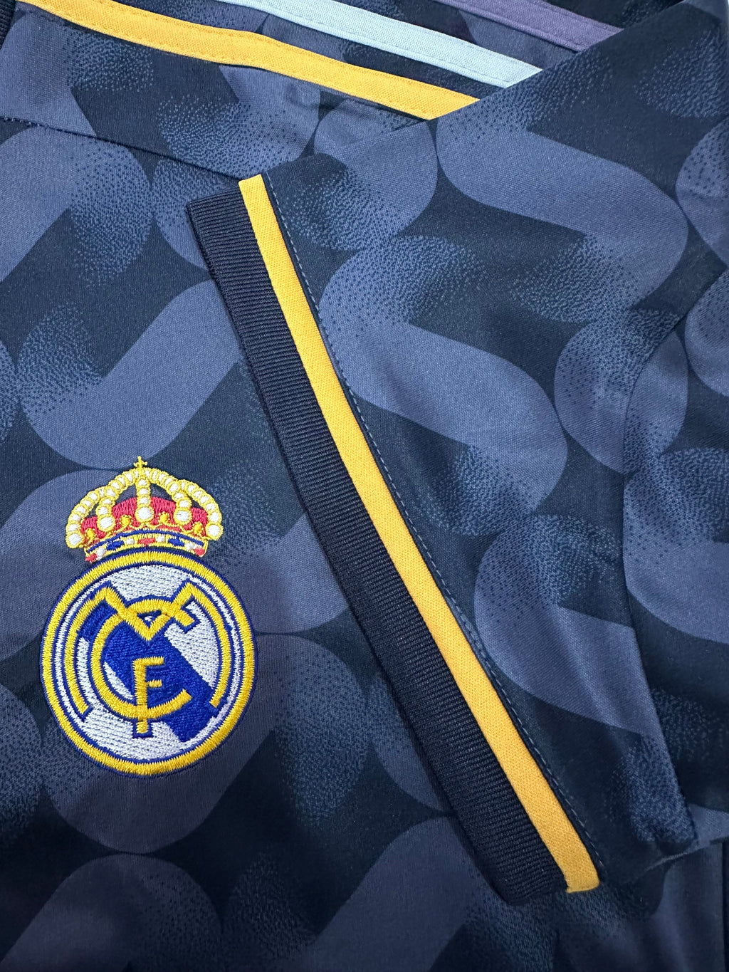 Real Madrid Away Kit 2024/25 – Dark Grey & Yellow Edition