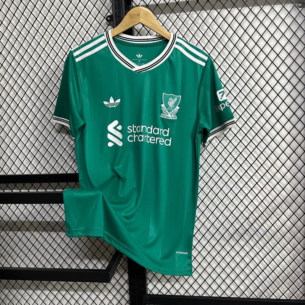 Liverpool Retro Kit – Green Heritage Edition
