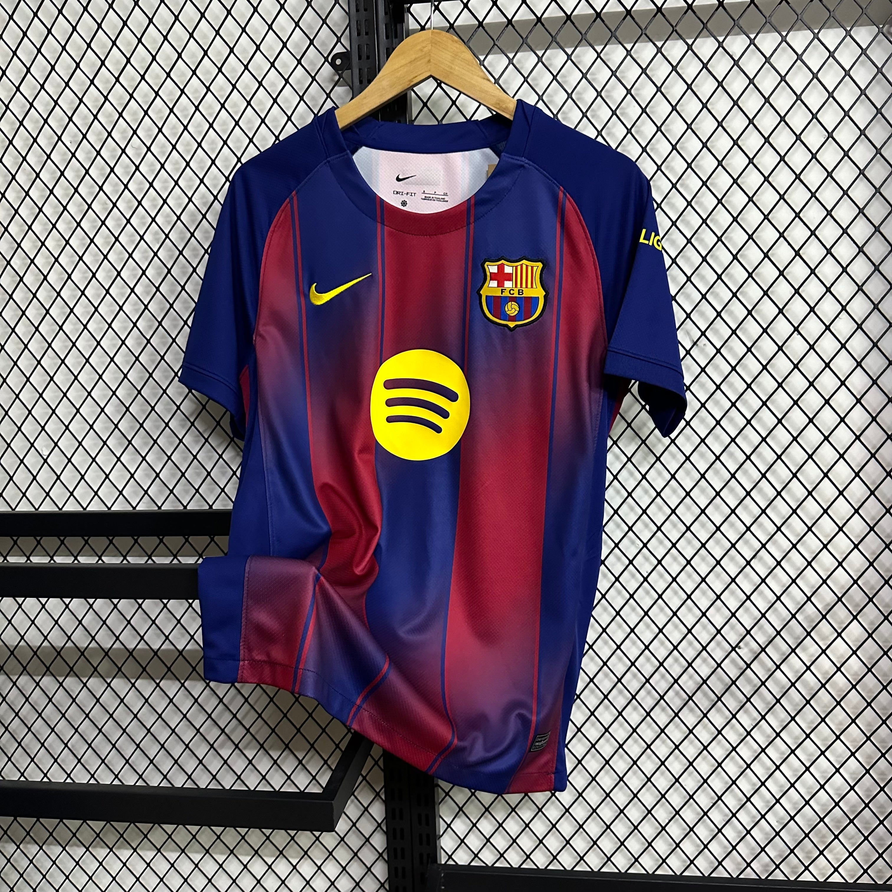 FC Barcelona Home Kit 2024/25 – Spotify Edition