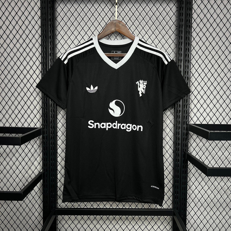 Manchester United x Snapdragon 2024/25 Third Jersey – Blackout Edition