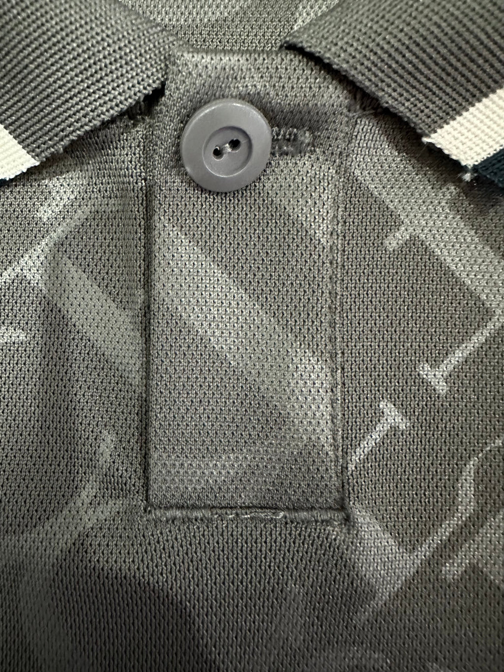 Real Madrid Retro Kit – Grey Heritage Edition