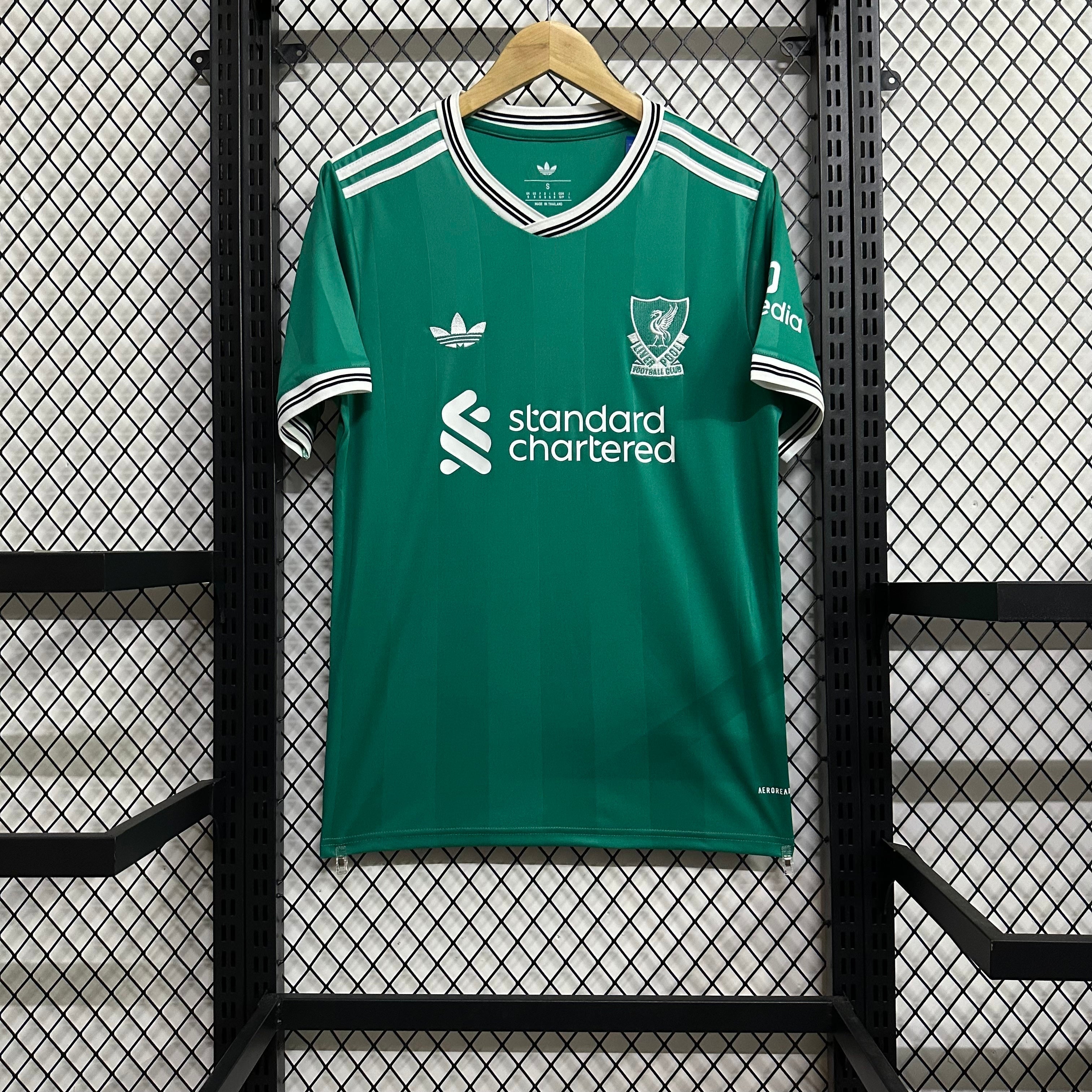 Liverpool Retro Kit – Green Heritage Edition
