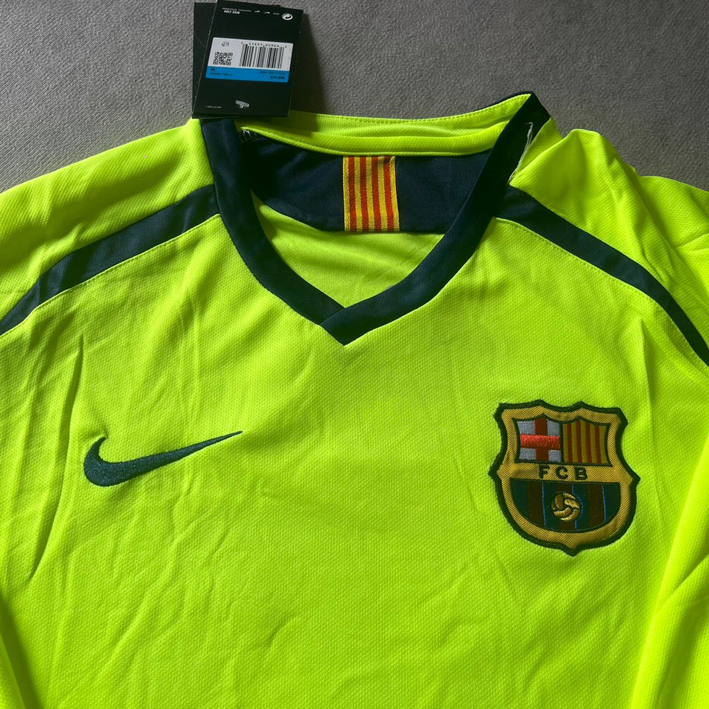 Lionel Messi Long-Sleeve Retro Yellow-Green Barcelona Jersey – 2005/06 Season