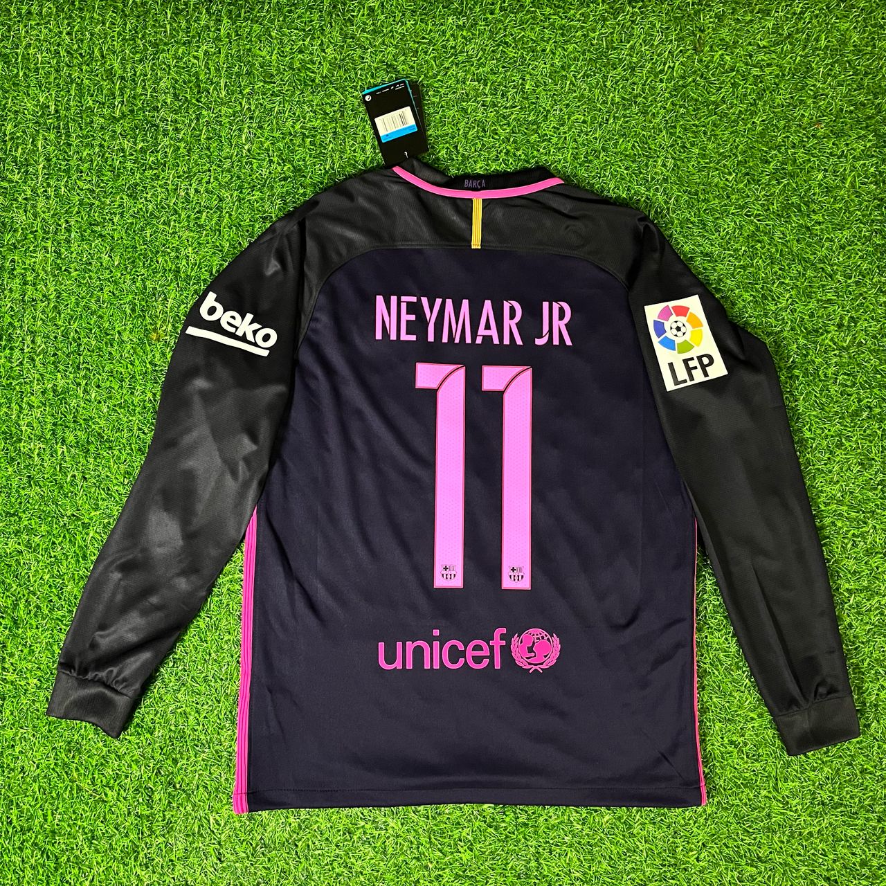 Neymar Jr Long-Sleeve Retro Pink Barcelona 2014/15 Jersey